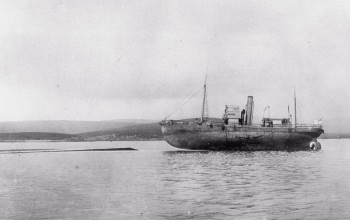 Royal Navy whaler Ramna 'aground' on the hull of SMS Moltke © Orkney Library and Archive
